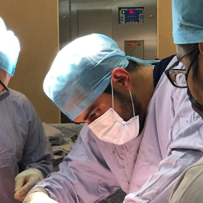 Dr. Eduardo Villanueva Manzo Cirigías y capacitación